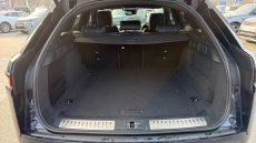 Land Rover Range Rover Velar 2.0 D200 R-Dynamic HSE 5dr Auto Diesel Estate